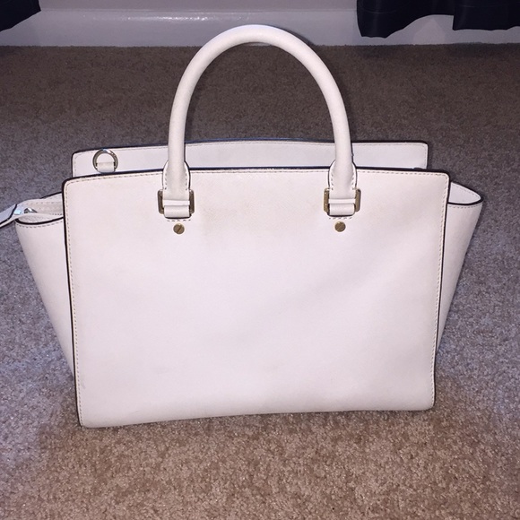 Michael Kors Purse - Picture 6 of 8